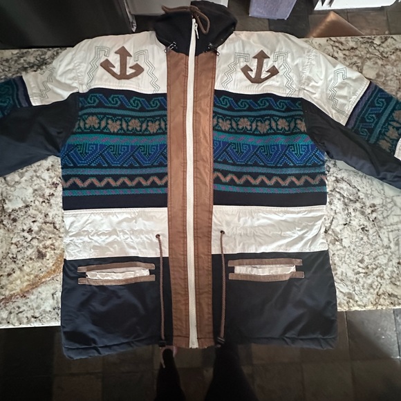 BRAETAN Vintage Womens Native American Embroidered Coat size Small - Picture 7 of 8